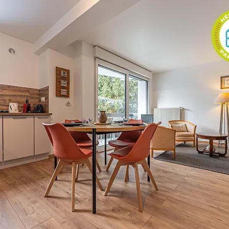 Apartment Nael - Les Gets, En Plein Centre Et Au Pied Des Pistes Les Gets